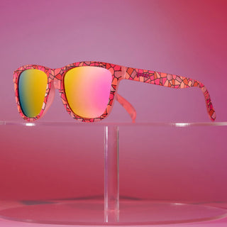 These amazing shades are the real deal. Super-stylish & perfect for all your adventures! Be the envy of your friends this summer season in these goodr sunglasses!