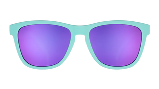 These amazing shades are the real deal. Super-stylish & perfect for all your adventures! Be the envy of your friends this summer season in these goodr sunglasses!
