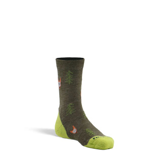 Fox River Backcountry lightweight hiking socks in neutral tones, featuring reinforced heel and toe, ribbed arch support, and breathable mesh panels—ideal for outdoor adventures.
