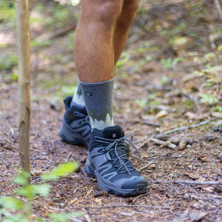 Fox River Backcountry lightweight hiking socks in neutral tones, featuring reinforced heel and toe, ribbed arch support, and breathable mesh panels—ideal for outdoor adventures.