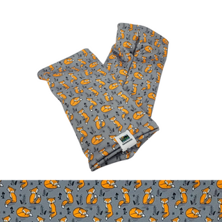 Snow Sleeve Wrist Gaiters keep wrists warm and dry so everyone can have more fun in the snow.
