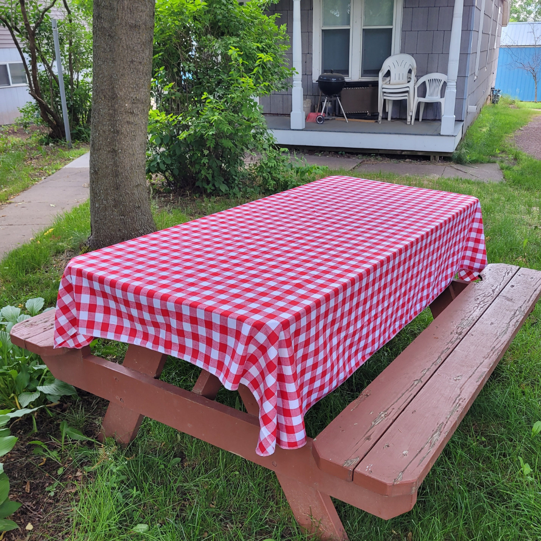 Tablecloths – AdventureUs