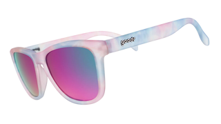 These amazing shades are the real deal. Super-stylish & perfect for all your adventures! Be the envy of your friends this summer season in these goodr sunglasses!
