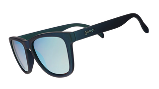 POLARIZED: Glare reducing, polarized lenses with UV400 protection against UVA/UVB rays NO Slip: Special grip coating eliminates slippage while sweating NO Bounce: Snug and lightweight frame with a comfortable fit to prevent bouncing during high-impact sports