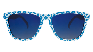 These amazing shades are the real deal. Super-stylish & perfect for all your adventures! Be the envy of your friends this summer season in these goodr sunglasses!
