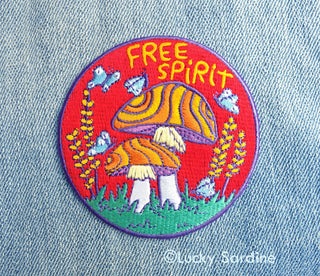 Free Spirit Hippie Mushroom, Retro Embroidered Iron-On Patch: No (Loose Patches)