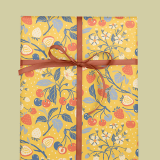 Recyclable Gift Wrap / Wrapping Paper: Strawberries: Plastic Wrapped