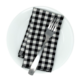 AdventureUs' eco-friendly washable, reusable, classic plaid napkins add charm to any picnic, boat or cabin life. Unbelievably soft 100% yarn-dyed cotton flannel. Lightweight & Packable.