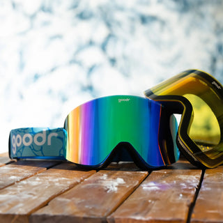 Goodr Snow G Goggles are perfect for the bunny slope bomber to the double black diamond daredevil!&nbsp;These goggles offer you anti-fog, anti-glare, full UV400 protection on the slopes with a comfortable, NO SLIP fit!