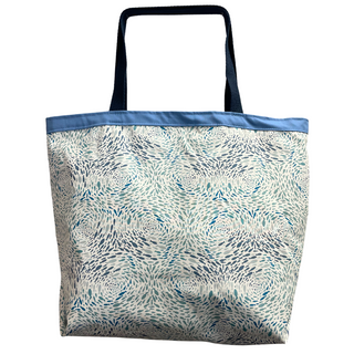 It's easy to ditch the plastic&nbsp;bag with this fun and functional classic market tote.


Great as gifts and as additions to your sustainable lifestyle.
Size: 18" wide x 13.5" tall x 6" gusseted bottom
Materials: 100% cotton with cotton liner and webbing.
Care: Easy wash and dry on normal settings