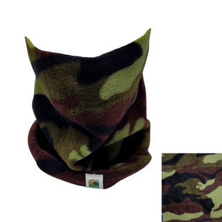 This chunky fleece neck gaiter is a shorter, looser style for cozy warmth.